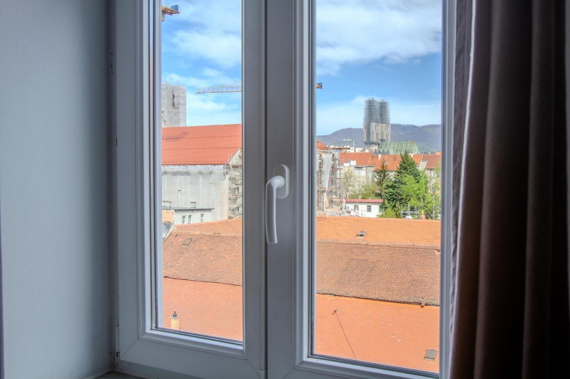 Chic Antique Dana - Zagreb Center-View Apartment ภายนอก รูปภาพ